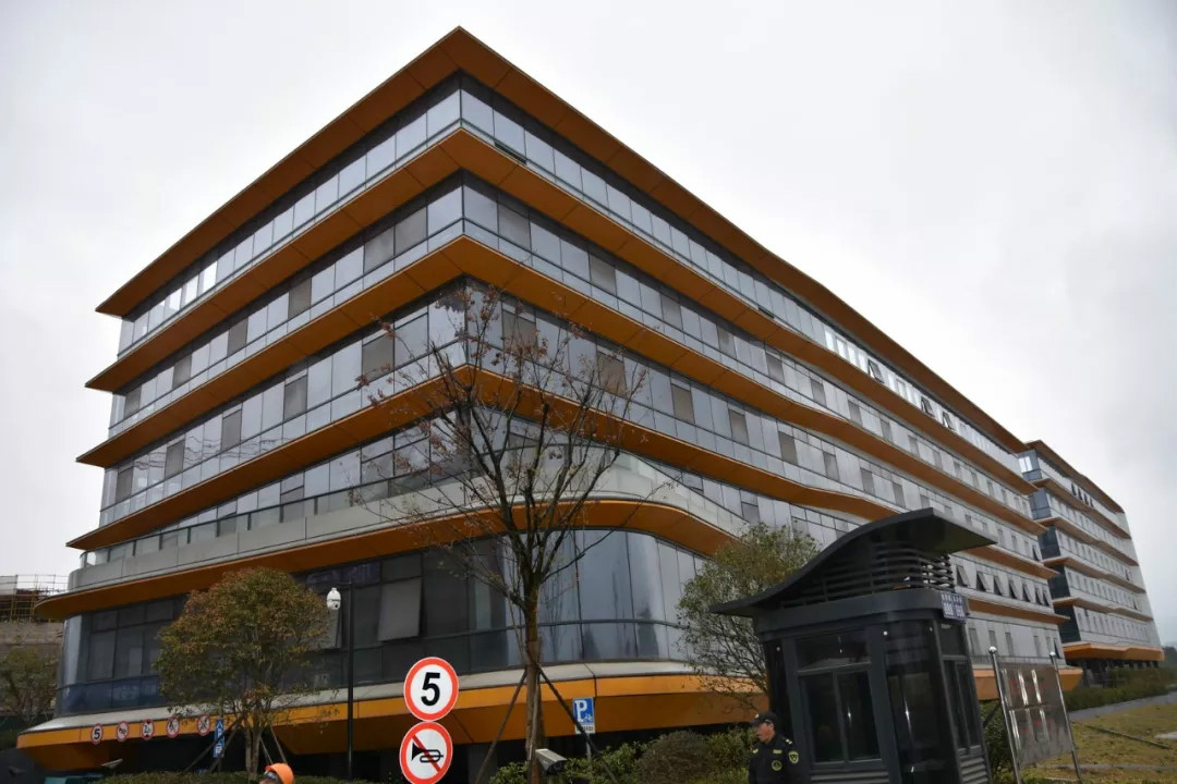 640.webp (10).jpg 640.webp (10).jpg