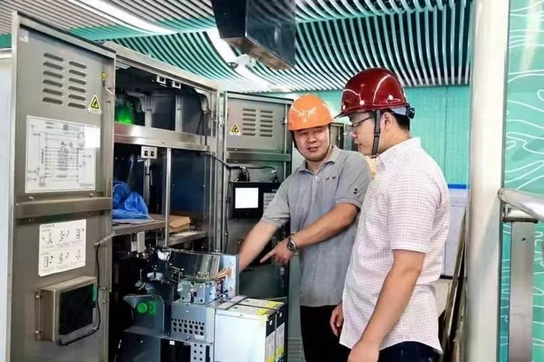 640.webp (12).jpg 640.webp (12).jpg